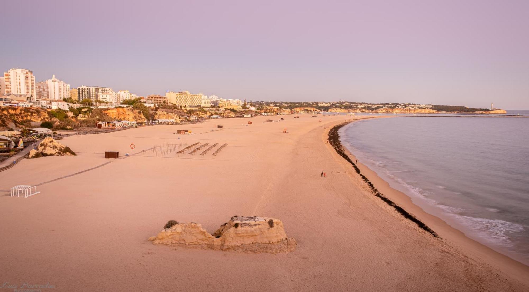Seaside Serenity Apartment Portimao Bagian luar foto
